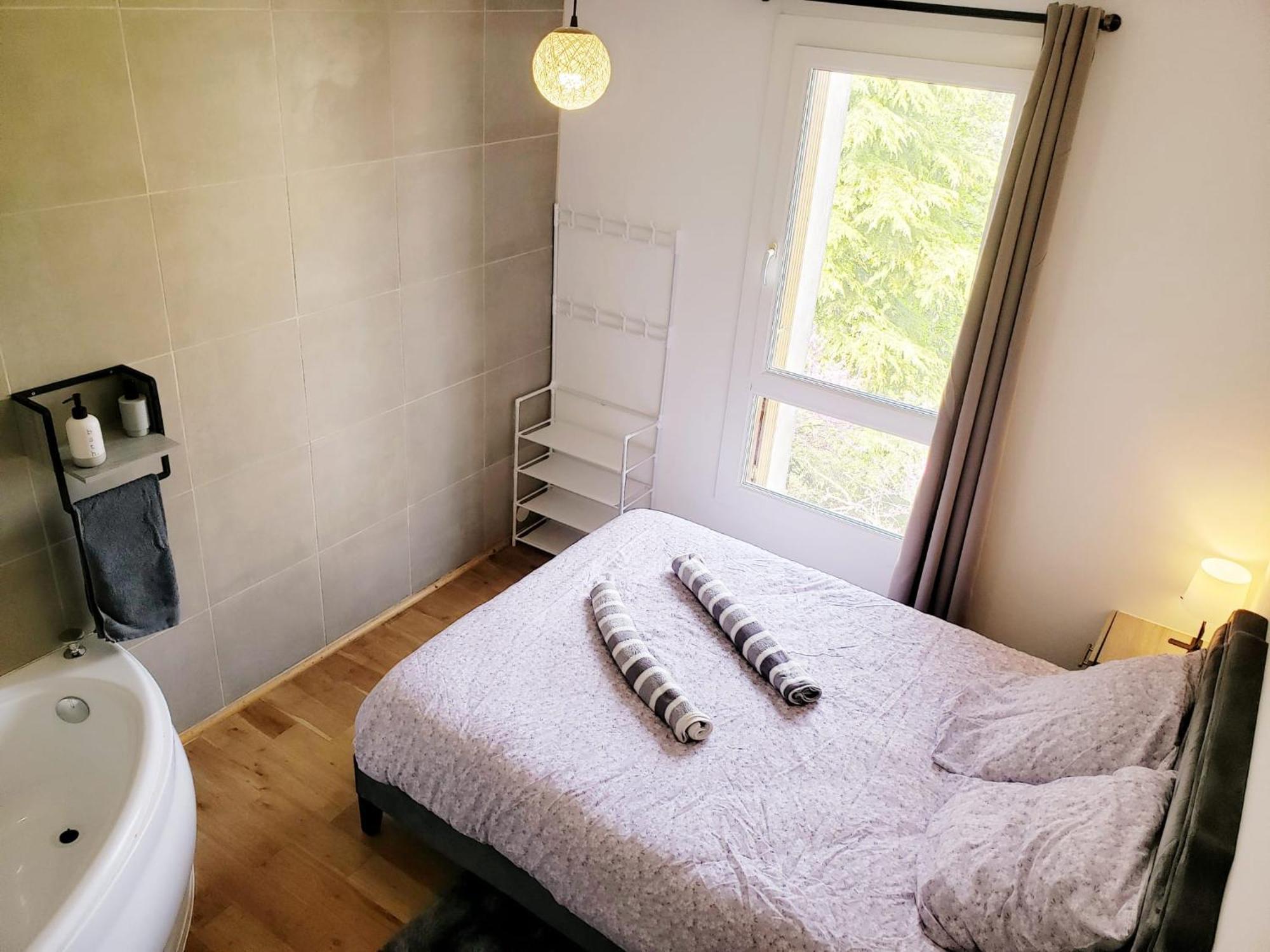 Suite From 1 To 6 - Bathtubs In Rooms - Air Conditioned Residential Appartement - Self-Arrival - Wifi - Netflix Disney - Kitchen - Laundry - Parking Avignon Exterior photo