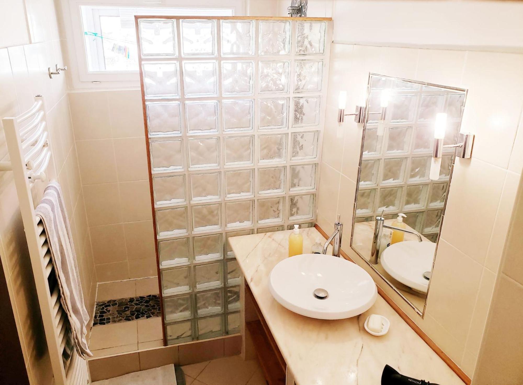 Suite From 1 To 6 - Bathtubs In Rooms - Air Conditioned Residential Appartement - Self-Arrival - Wifi - Netflix Disney - Kitchen - Laundry - Parking Avignon Exterior photo